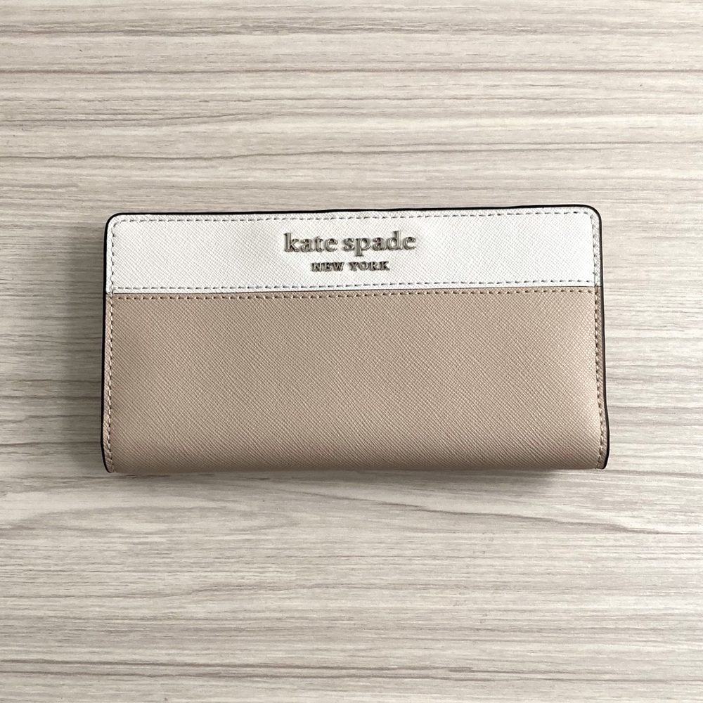 NWT Kate Spade Cameron Large Slim Bifold Wallet